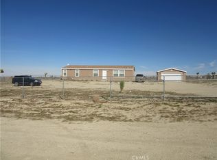 1627 Sierra Rd, Pinon Hills, CA 92372