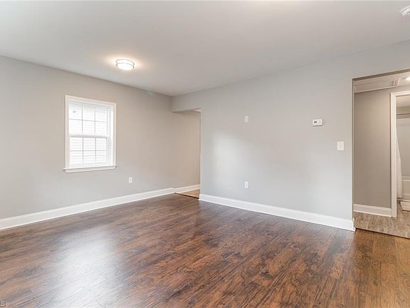 3rd image of 2310 Newton St