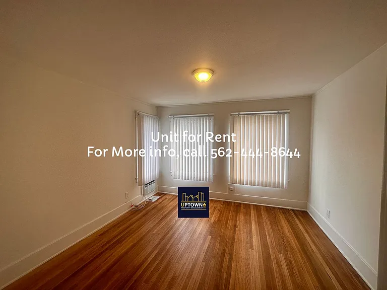 1205 1/2 Tamarind Ave — Photo 6