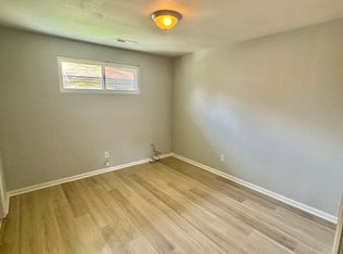 314 Woodview Ave, Norfolk, VA 23505