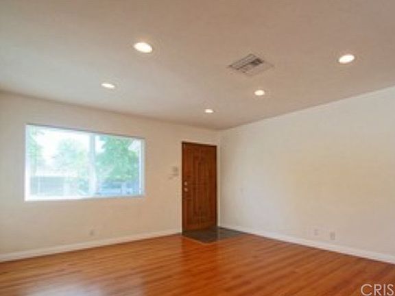 4th image of 6601 Atoll Ave