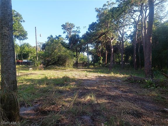 2nd image of 1723 Ixora Dr