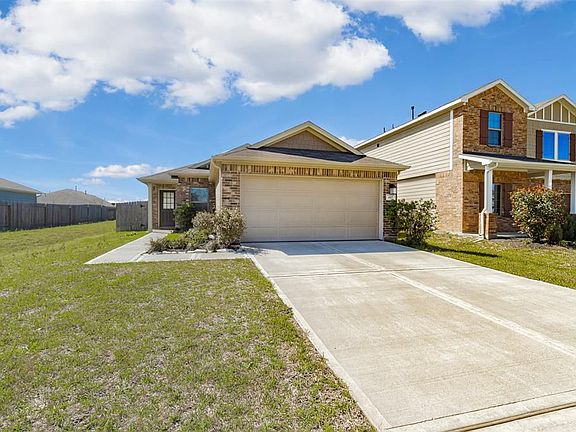 5th image of 445 Camas Creek Ln