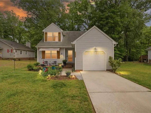 142 Mallard Dr, Suffolk, VA 23434