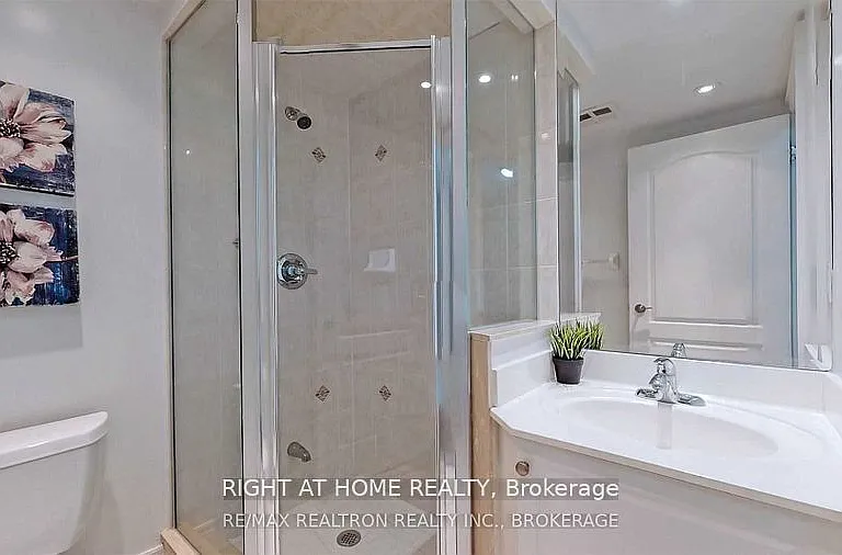 17 Suncrest Blvd — Photo 11