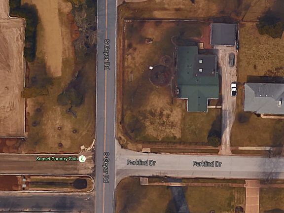 4th image of 11841 Parklind Dr