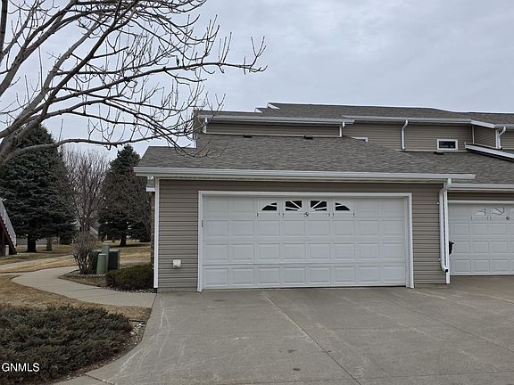 2nd image of 2120 Sundancer Loop SE Unit 5