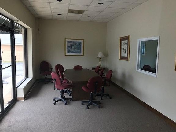 2nd image of 300 Montague Ave