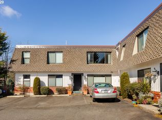 8065 N Ivanhoe St APT 3, Portland, OR 97203