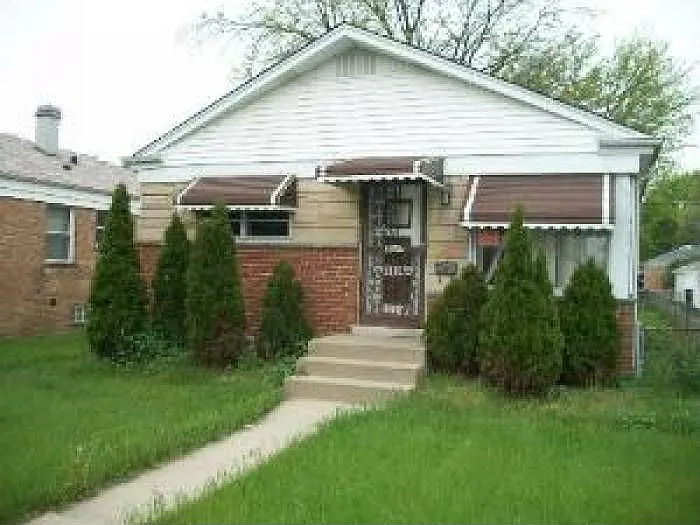 3017 Jackson St photo 1