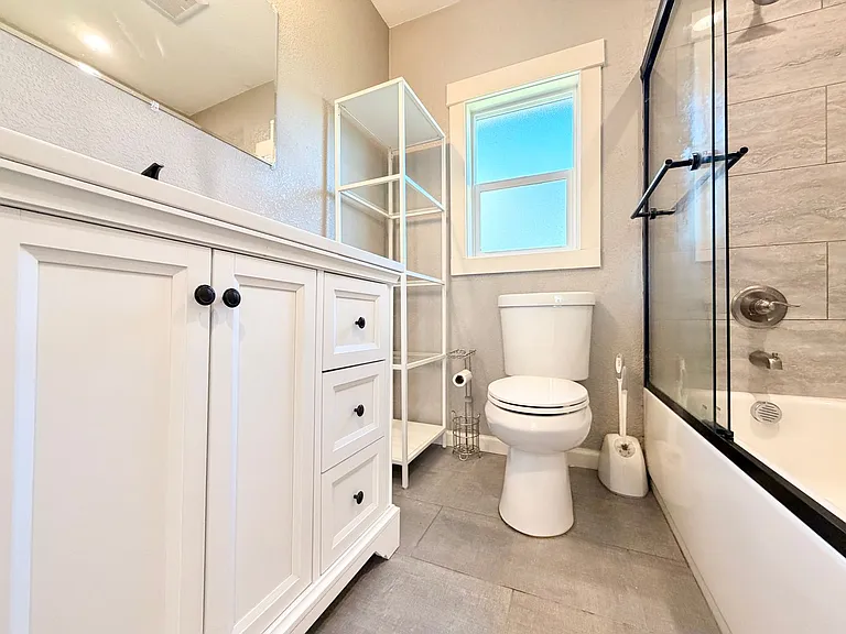 10107 SE Harold St — Photo 9