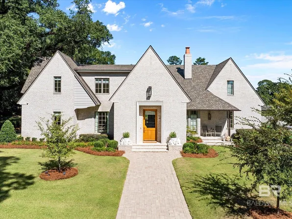 2 Garden Trce, Mobile, AL 36608