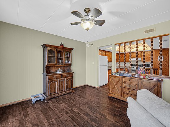 4th image of 15702 Foxbend Ct APT 1N