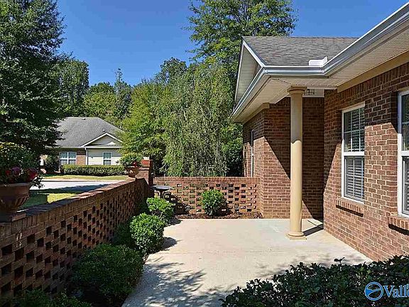 5th image of 39 Valley Way Cir SE #104