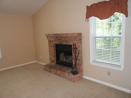5th image of 2092 S Sherwood Dr APT E36