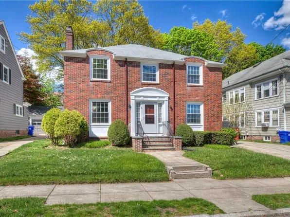 70 Sargent Ave, Providence, RI 02906