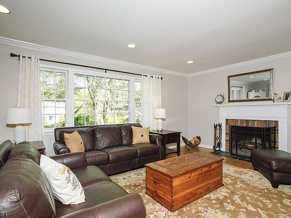2nd image of 380 Atwood Pl