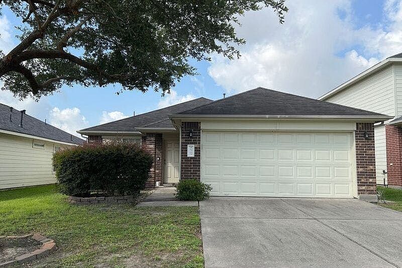 1st image of 16363 Royal Stone Ln