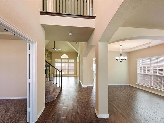 4th image of 6032 Humbler Ln