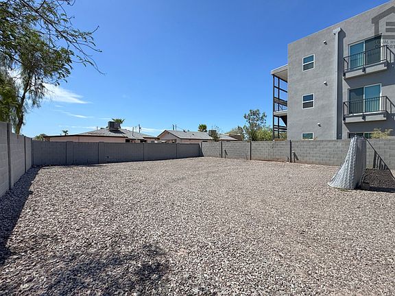 5th image of 1445 E Taylor St #2