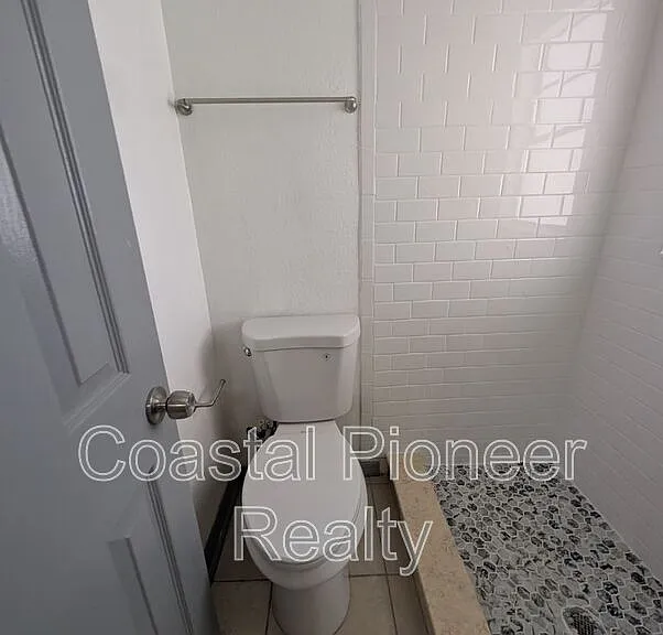 3721 N Whittier St — Photo 63