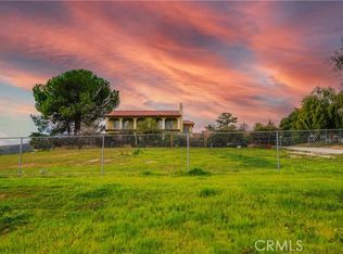 10330 Country Ln, Yucaipa, CA 92399