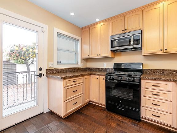 3rd image of 208 Corona Ave