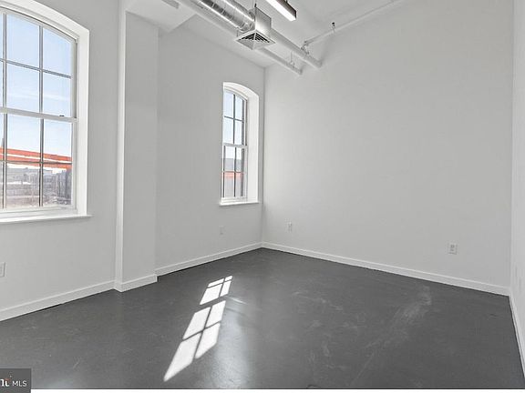 2nd image of 1710 N 5th St #4