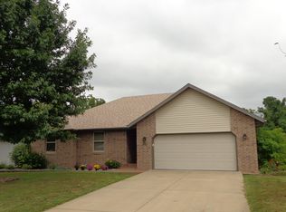 4320 S Eldon Ave, Springfield, MO 65810