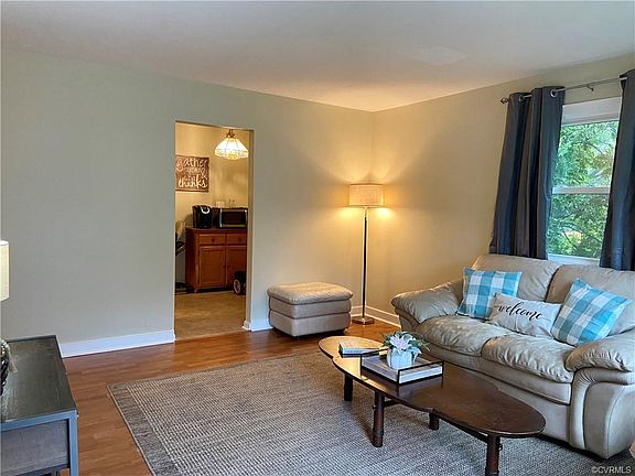 4th image of 801 Kenwood Ave