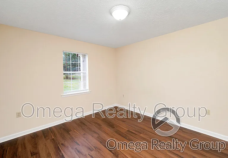 156 Patton St W #F — Photo 22