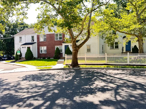 18 Byron Pl APT 2, Somerset, NJ 08873