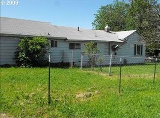 161 Ester Ct, Myrtle Creek, OR 97457