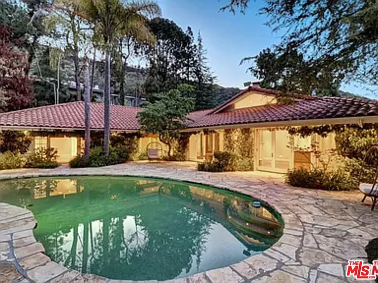 1681 Stone Canyon Rd — Photo 13