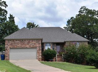 10 Patton Dr, Maumelle, AR 72113
