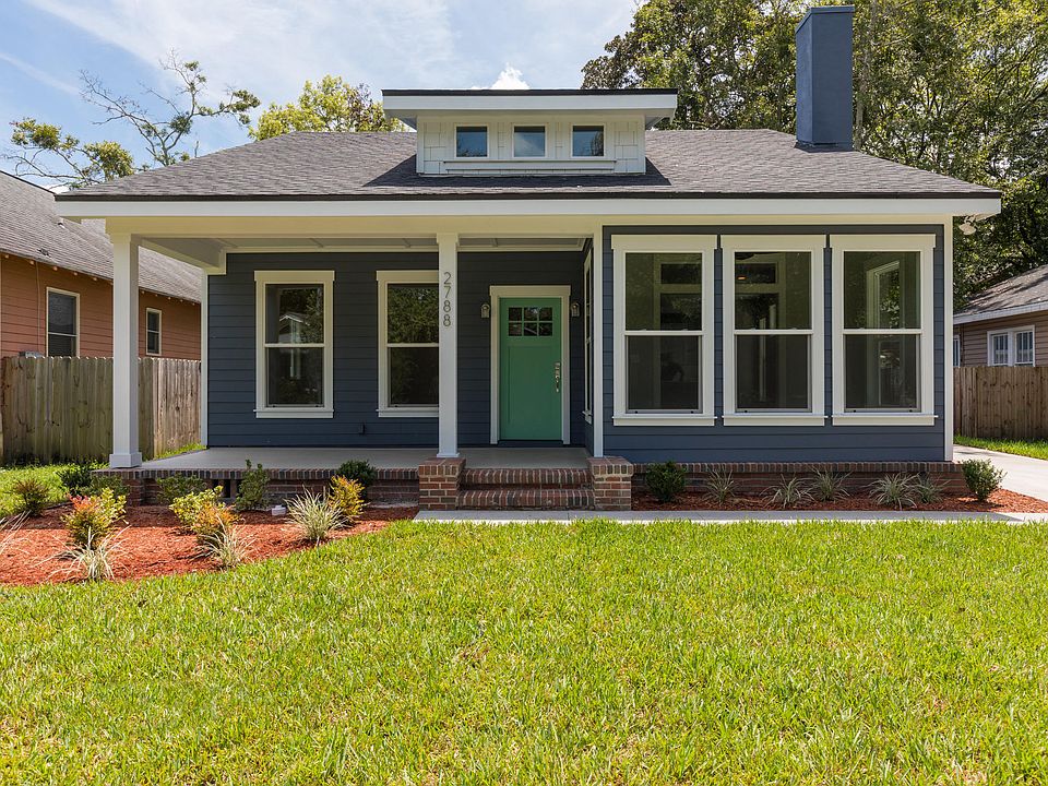 1st image of 2788 Myra St