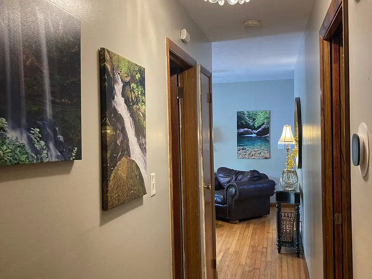 13 Waters Rd — Photo 3