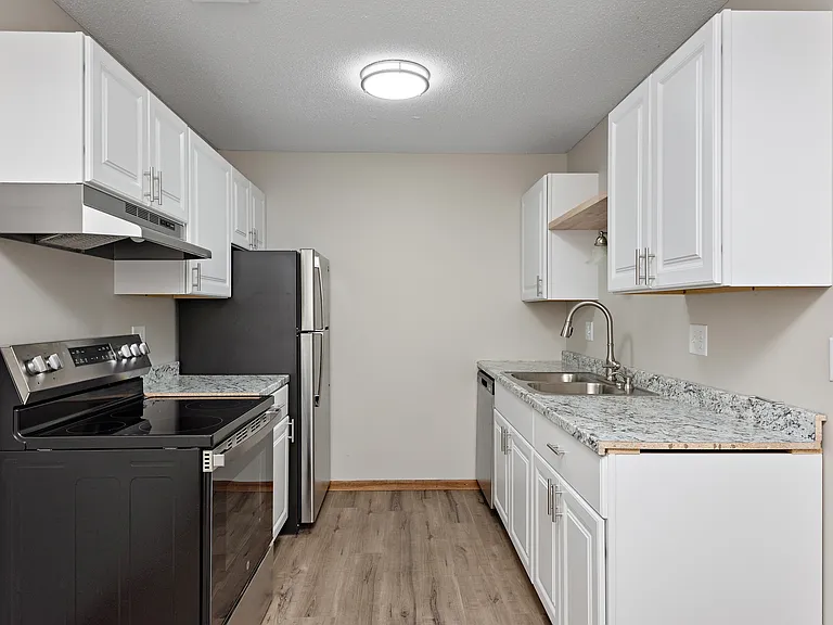 Arbor View Apartments — Photo 12