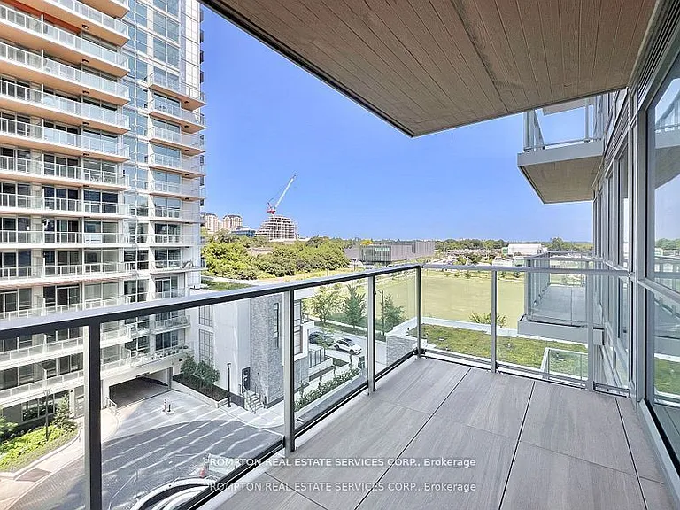 27 McMahon Dr #1808 — Photo 19