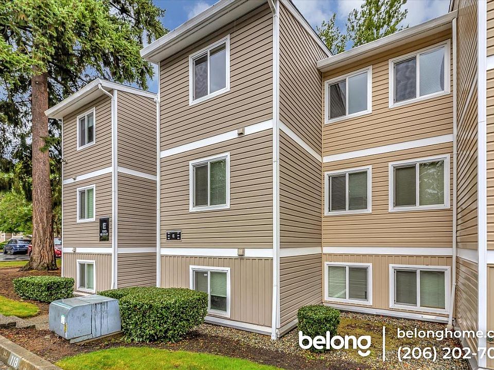 1st image of 12423 NE 131st Ct #305
