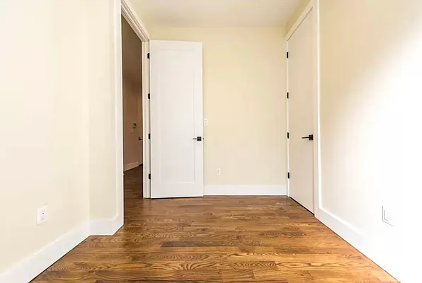 Rented by ERNY LLC | media 27