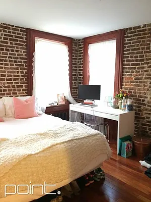 Rented by Point NYC | media 21