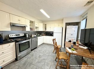 73 Gainsborough St APT 101, Boston, MA 02115