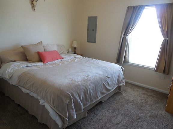 4th image of 109 Wolfe St #111
