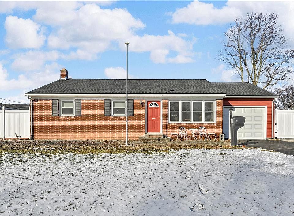 1st image of 43 Naomi Ave