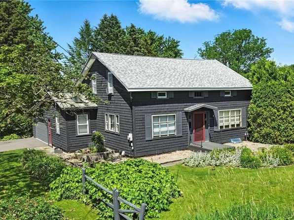 4853 Enders Rd, Manlius, NY 13104