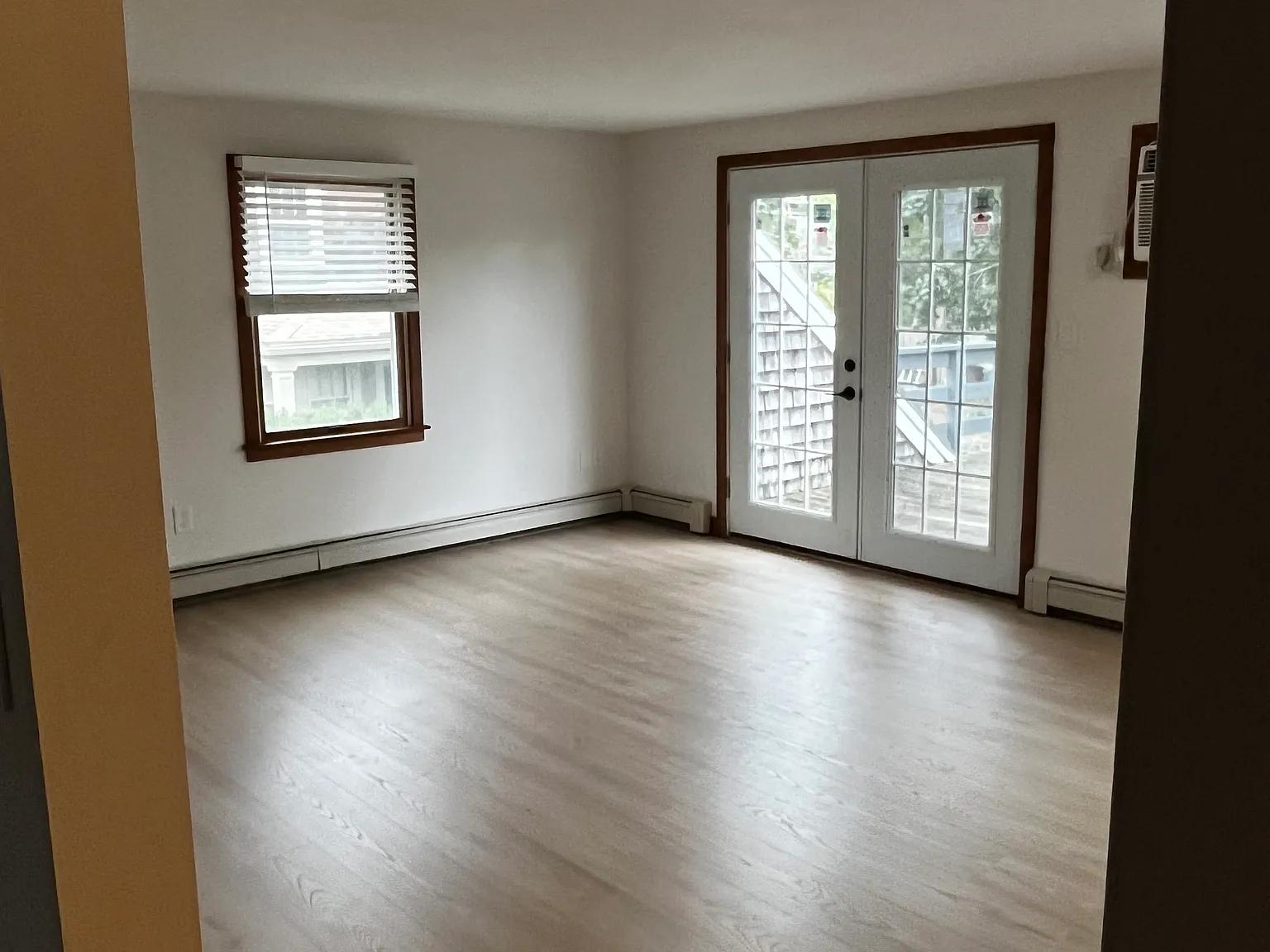 2 bed, 800 sqft, $2,800 — Photo 3