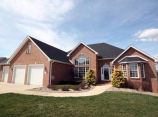 44 Westwood Dr, Parkersburg, WV 26101