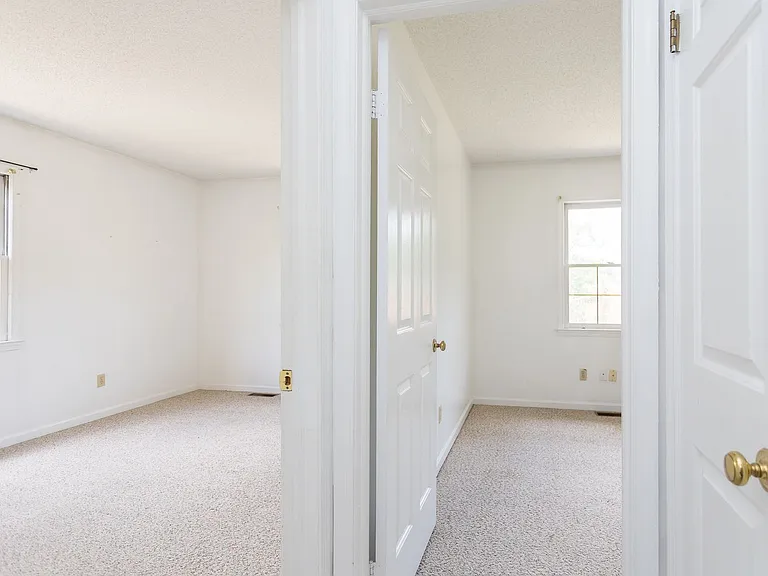 1124 Mountain View Dr — Photo 38