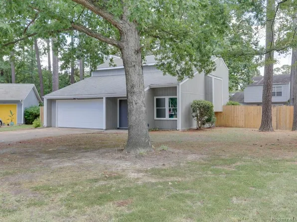 423 Ashton Green Blvd, Newport News, VA 23608